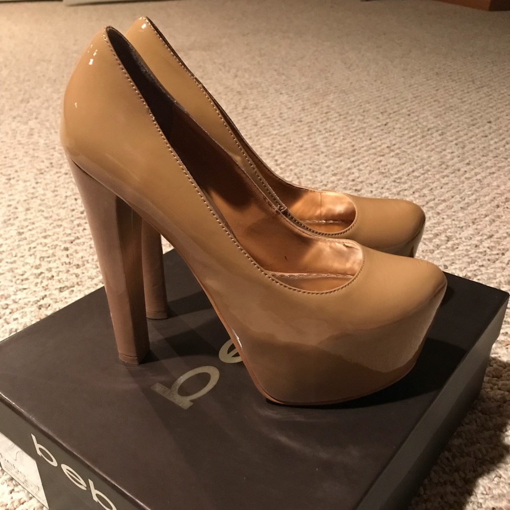 BeBe Nude Platform Pumps
